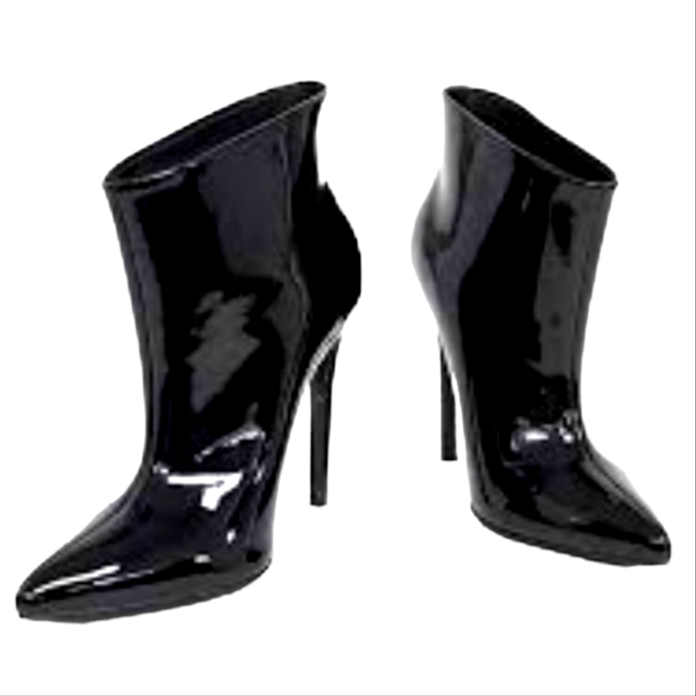 Cape Robbin Mini Patent Leather Ankle Boots Size 8.5
